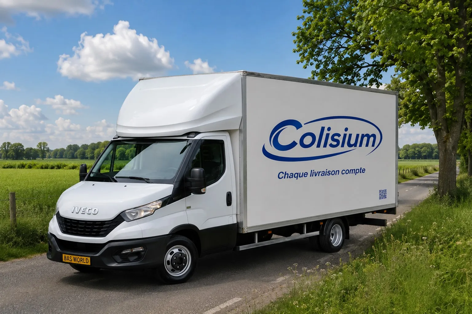 Utilitaire Colisium assurant un transport express national